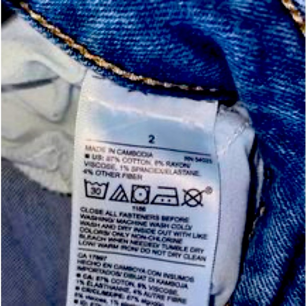 Old navy ripped rockstar skinny jeans